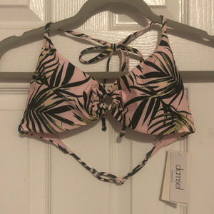 NWT Triangle Bikini Top Size Medium